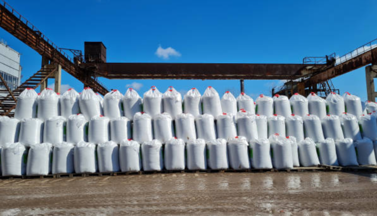 The increase in urea prices has led to a significant decline in global fertilizer affordability.  